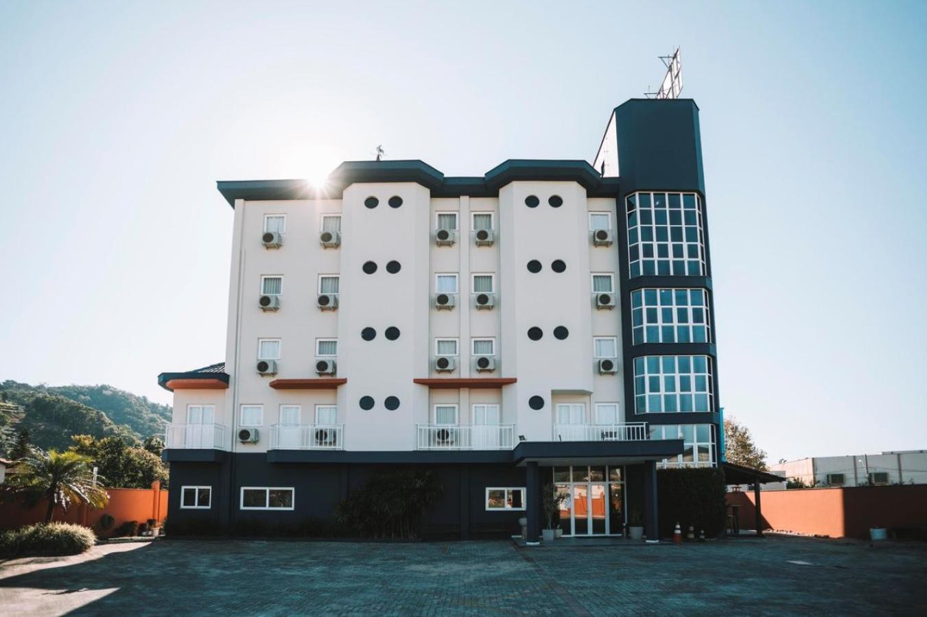 Andardac Hotel Guaramirim Luaran gambar