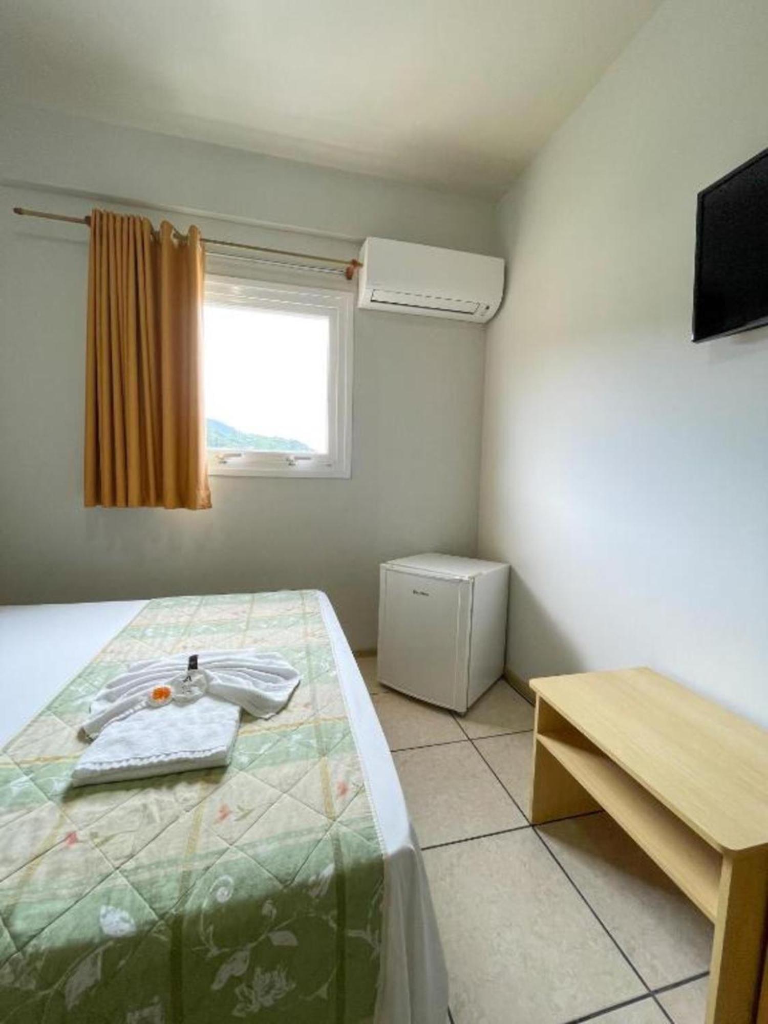 Andardac Hotel Guaramirim Bilik gambar