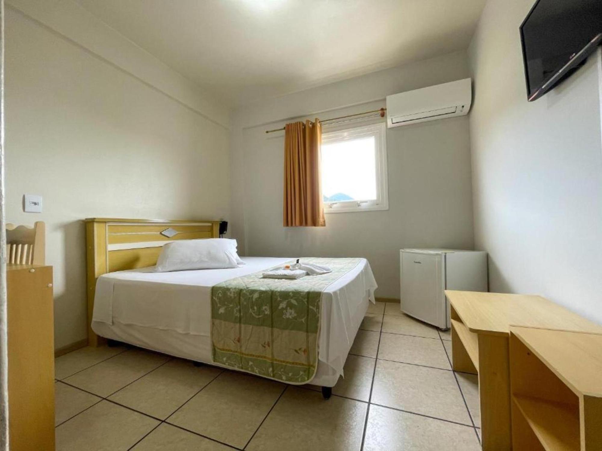 Andardac Hotel Guaramirim Bilik gambar
